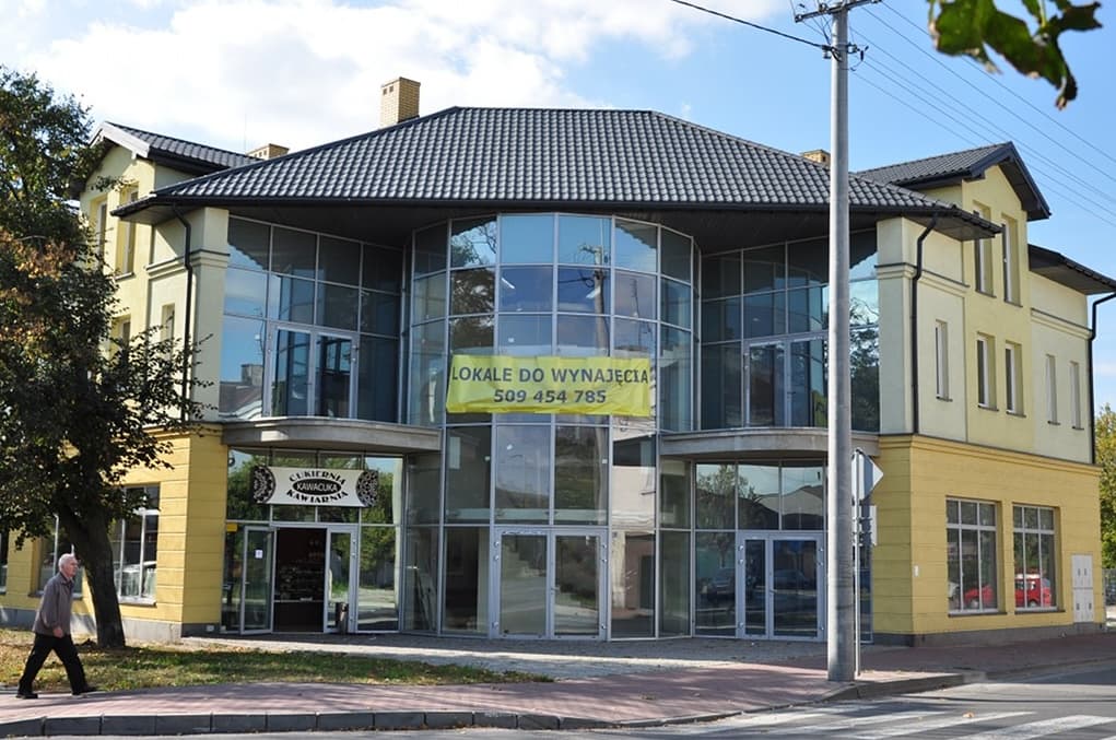 Budynek Handlowo-Usługowo-Mieszkalny w Łowiczu