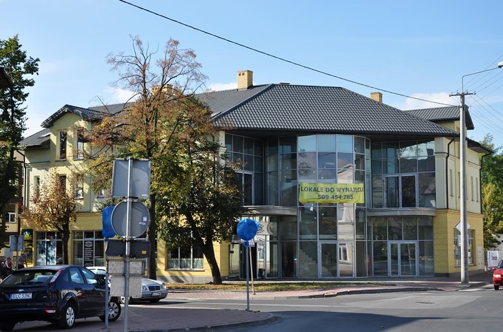 Budynek Handlowo-Usługowo-Mieszkalny w Łowiczu