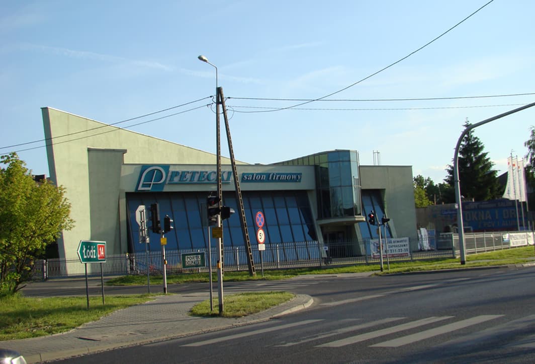 Salon firmowy PETECKI w Pabianicach